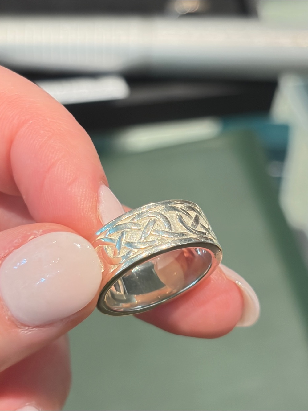 Sterling Silver Celtic Knot Band Ring - Silver